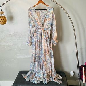 Long, chic dress by SPY ZONE EXCHANGE